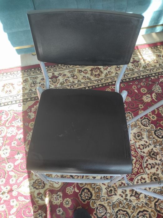 Барные  стулья  .