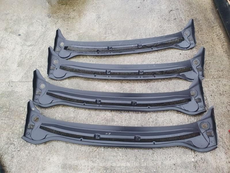 Grila stergatoare Opel Astra J Facelift