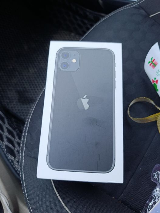 Продам Айфон 11. В хорошем состоянии