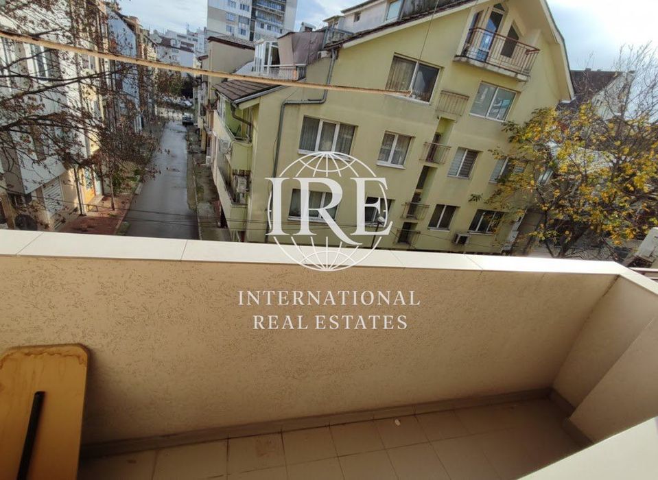 Продава се Тристаен апартамент в Варна, Колхозен пазар - 65 кв.м за 1413 €/кв.м - Снимка #3