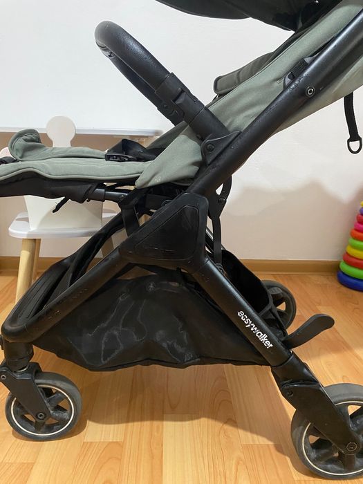 Продам детскую коляску