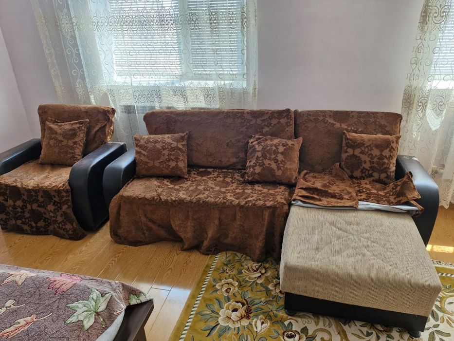 Шикарный удобный диван