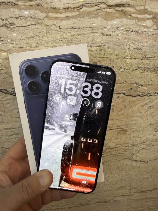 iPhone 17 pro max 256 gb E-SIM