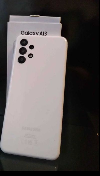 Продавам Samsung A13