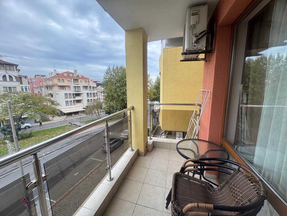 Апартамент под наем, Несебър