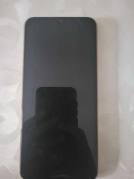 Продаю Huawei Y6 2019 НЕ РОБОТАЕТ