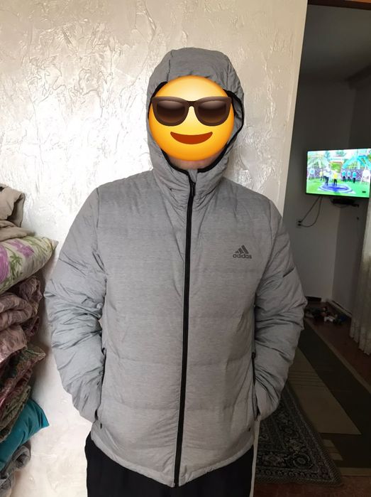 Зимние одежды в хорошем состоянии