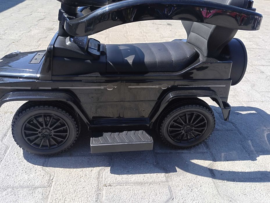 MERCEDES Кола за яздене с дръжка Mercedes-benz G350d черен