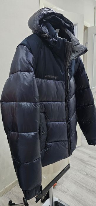 Продается мужская куртка