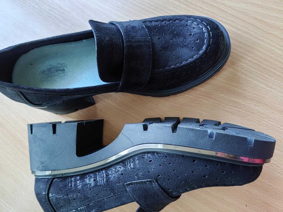 Обувки, черни, велурени