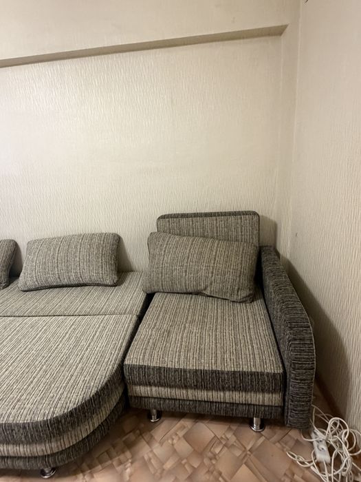 Продам диван с креслом б/у