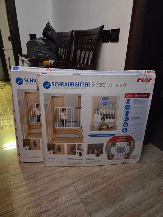 Poarta siguranta copii - S-Gate 73-110cm Metal alb Active-Lock Reer