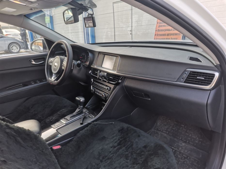 Киа к5 2015г бензин