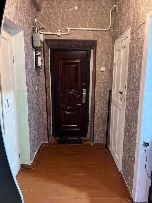 Срочно сдается 2 комнатная квартира на рисовым Магнит бакалея