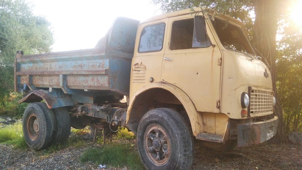 Продам МАЗ  на запчасти