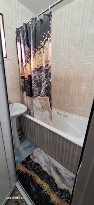 4 xonalik kvartira sotiladi