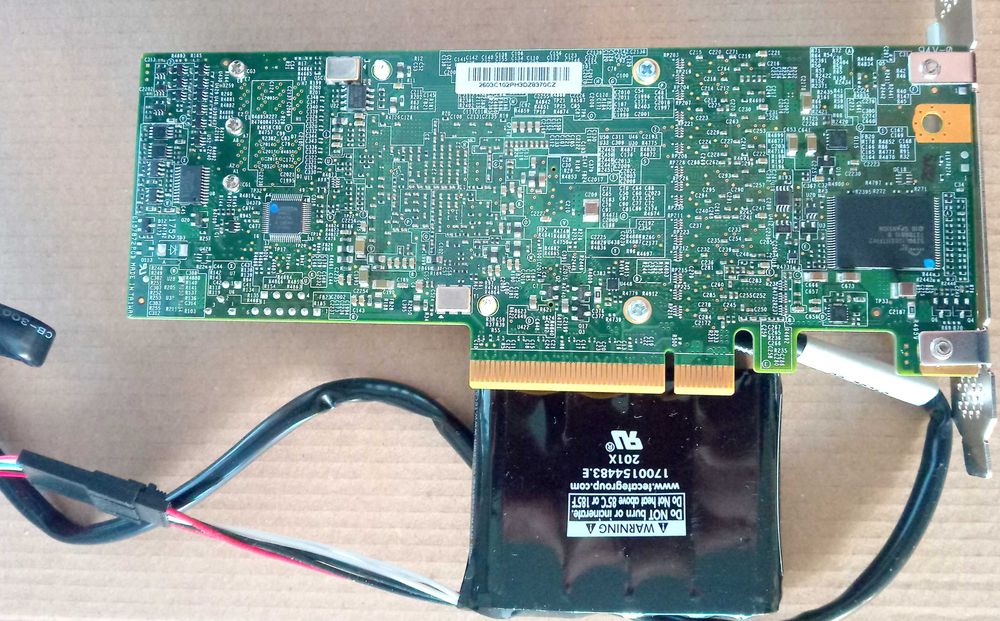 RAID контролер SuperO AOC-S3108L-H8iR 2G cache RAID 0,1,5,6,JBOD 9361