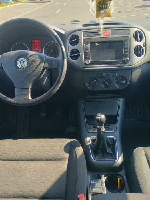 Vând Tiguan 4Motion-2.0D-140 cp!!2009