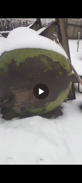 Продам бочку 4куба