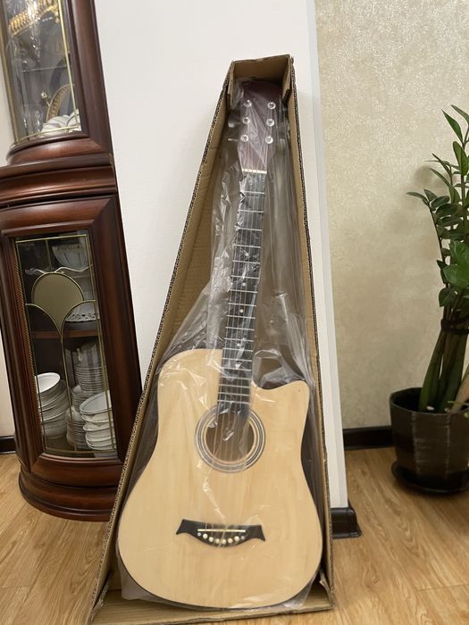 Акустическая гитара