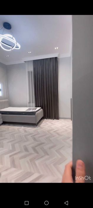 Зх комнатный новостройка на ж/к "Узбегим". Новый ремонт и с обстановка