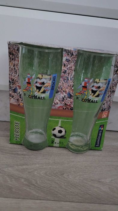 Продам стаканы высокие