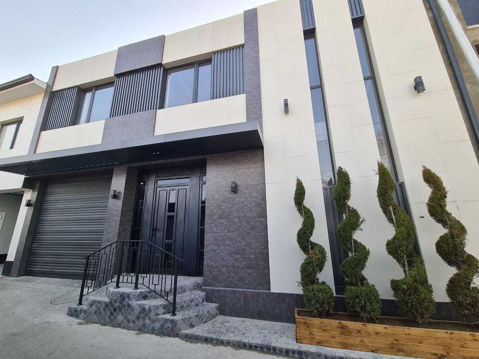 Продам ЕвроДом Центр Луначарского 2 сотки ЛИФТ