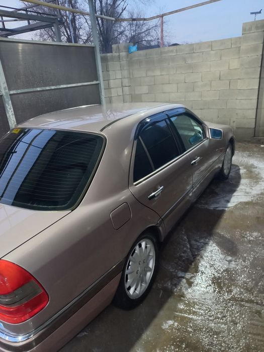 Мерседес w202  2.2