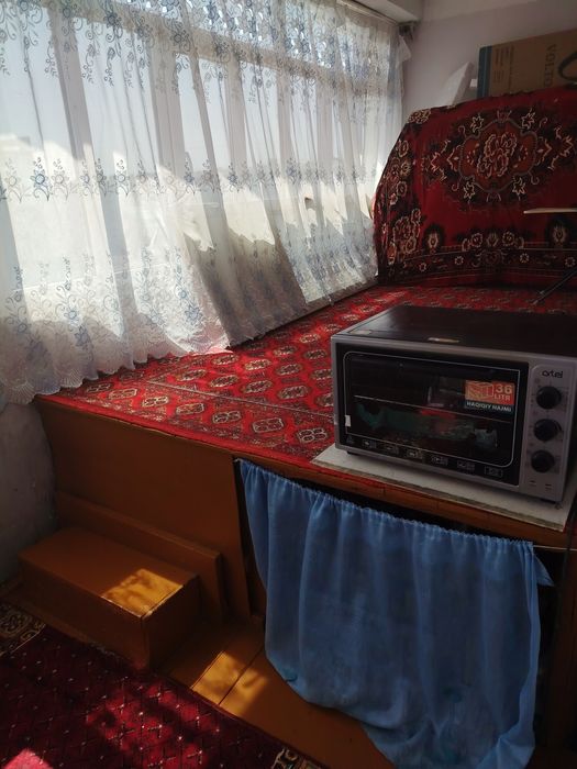 Urganch shahrida 5-qavatda  4xonali kvartira zudlik bilan sotiladi