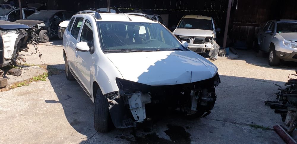 Dezmembrez Logan mcv  0.9 tce 2014  alb