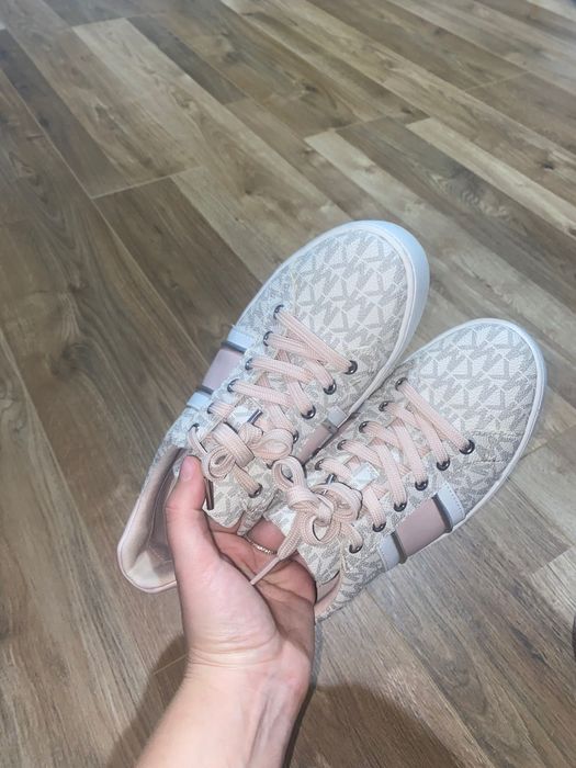 MICHAEL MICHAEL KORS
Sneakers Chapman Lace Up 38