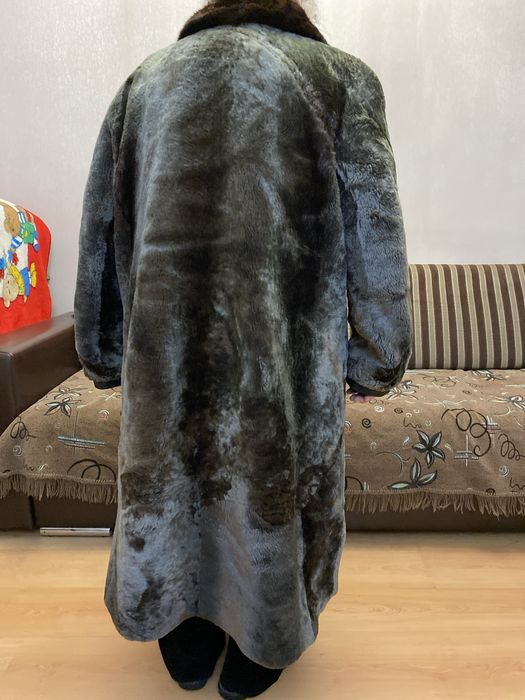 Шуба мутон воротник норка