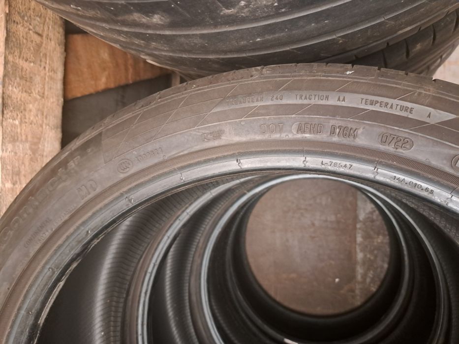2 anvelope 255/40 R21 Continental