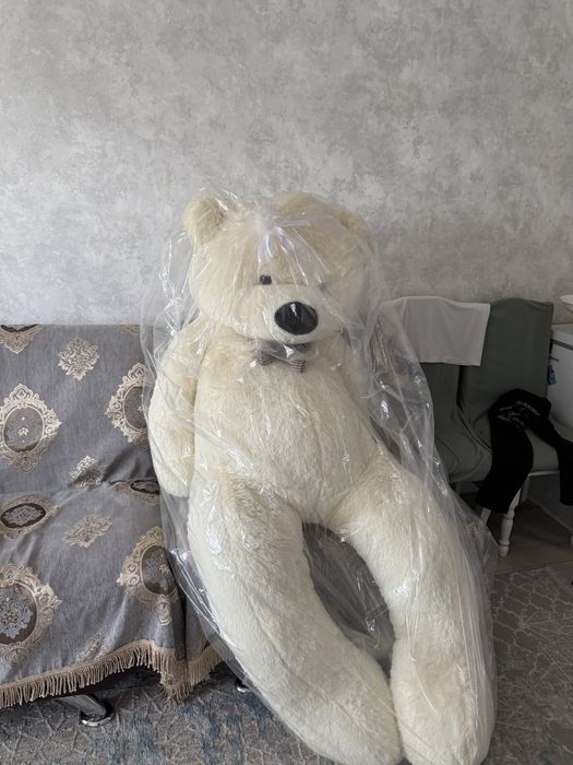 Продается белая мишка ростом 170см