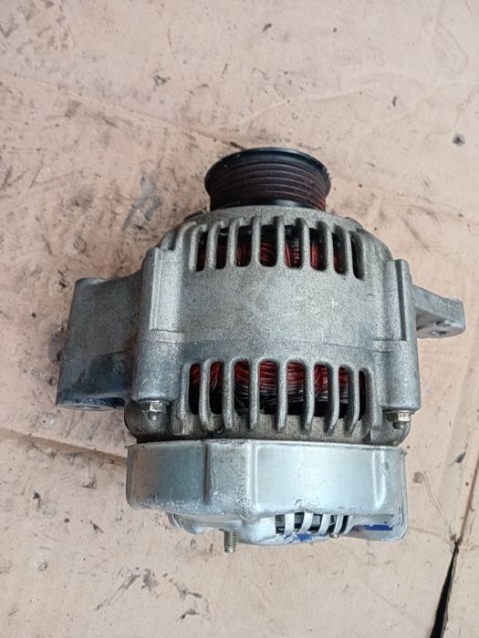 Генератор  Toyota Camry