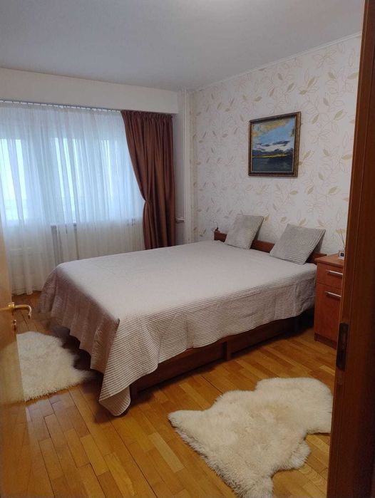 Apartament modern de închiriat - 4 camere,  recent renovat! (zona Tei)