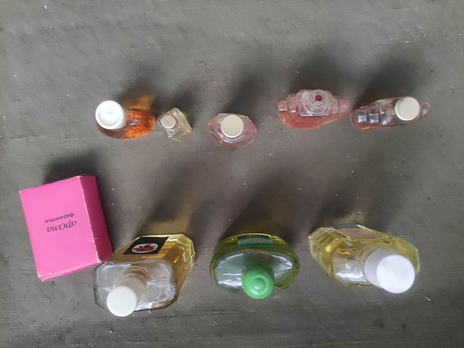 Продавам винтидж парфюми и одеколони от соца