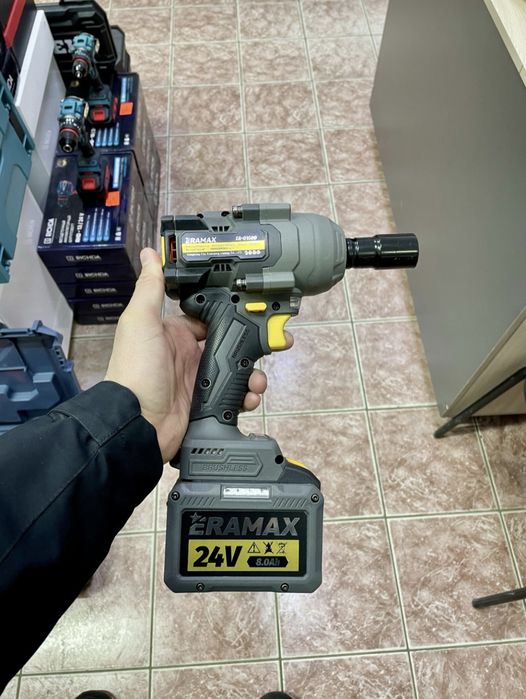 Ударный гайковёрт ERAMAX 24v — Brushless, 8.0 а·ч