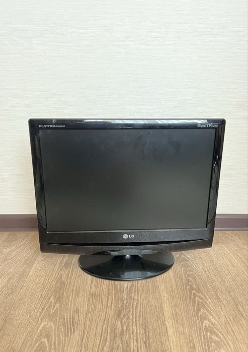 Монитор LG Flatron M1994D