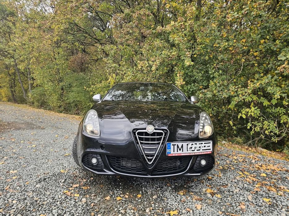 Alfa Romeo Giulietta 2012 diesel, 5.691 € — imagine 1