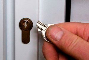 Вскрытие. Эшик очиш.