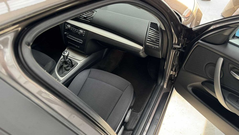 BMW Seria 1 E87 – Full Option