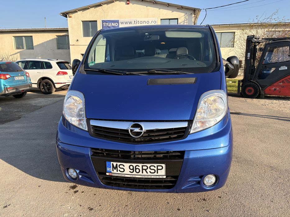 Opel Vivaro 2012 Euro5
