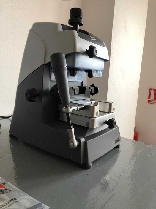 Set masini copiat chei plane si auto, cartele si taguri interfon