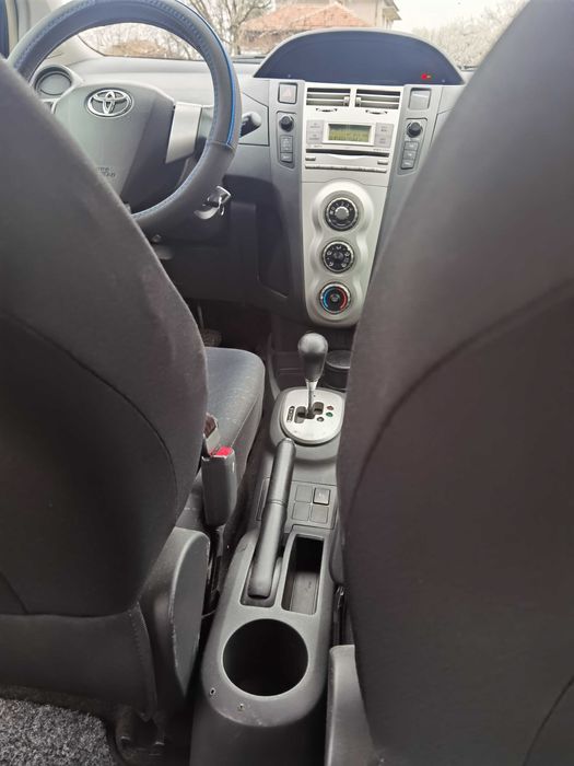Продавам TOYOTA YARIS 2006 1,4 D4D 90 к.