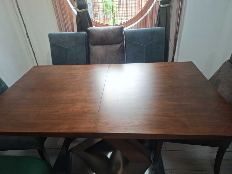 Set mobilier masa extensibila +6 scaune tapițate