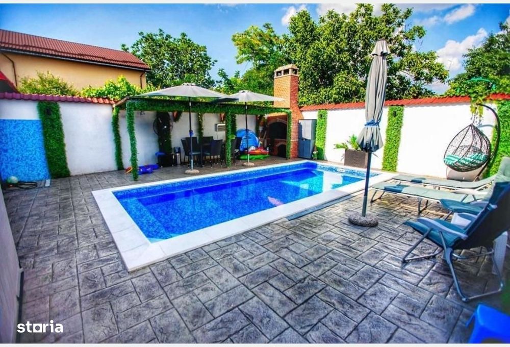 Casa cu piscina,sauna,sala fitness si garaj - Cartier Progresu