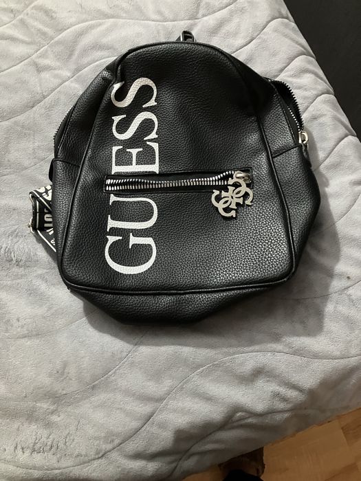 Разпродажба на чанти