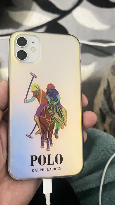 Айфон 11 без зарядки