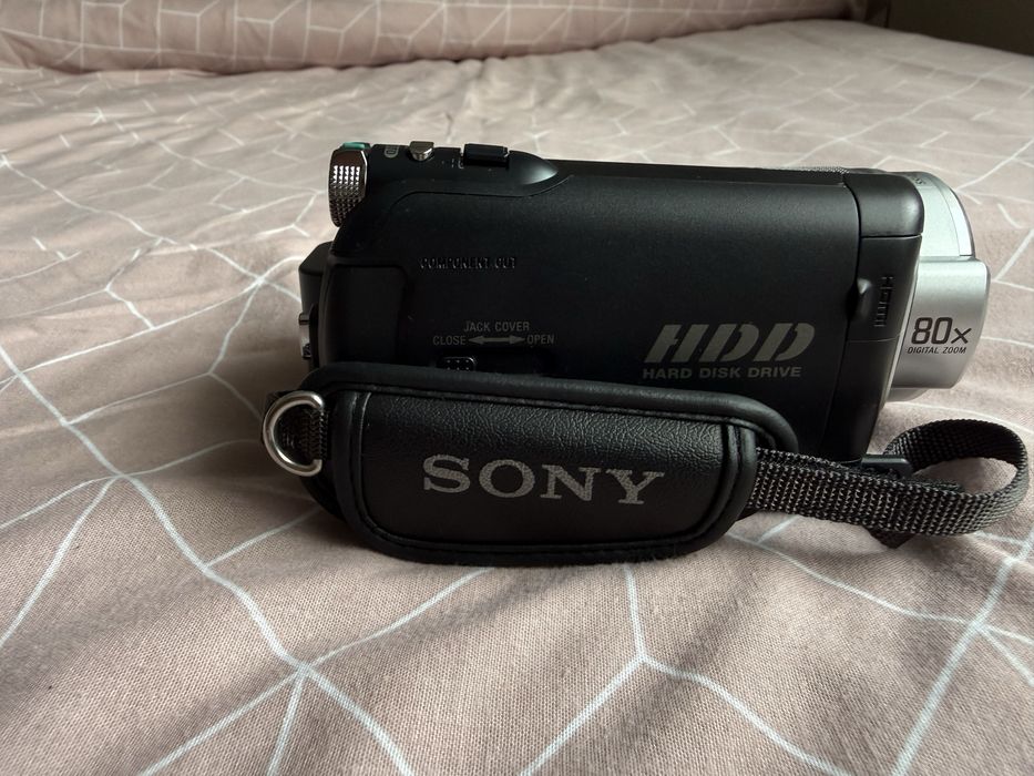 Sony Handycam DCR-SR75E – 40GB HDD, Carl Zeiss, NightShot